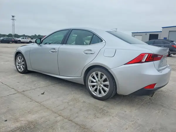 JTHBA1D20G5015908 2016 LEXUS IS - Image 2