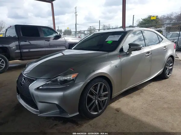 JTHBA1D20G5017996 2016 LEXUS IS - Image 2
