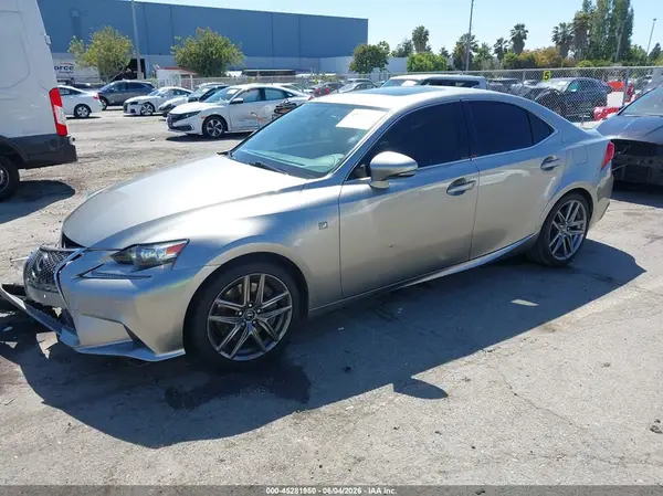 JTHBA1D20G5024432 2016 LEXUS IS - Image 2
