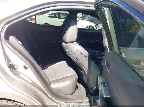 JTHBA1D20G5024432 2016 LEXUS IS - Image 8