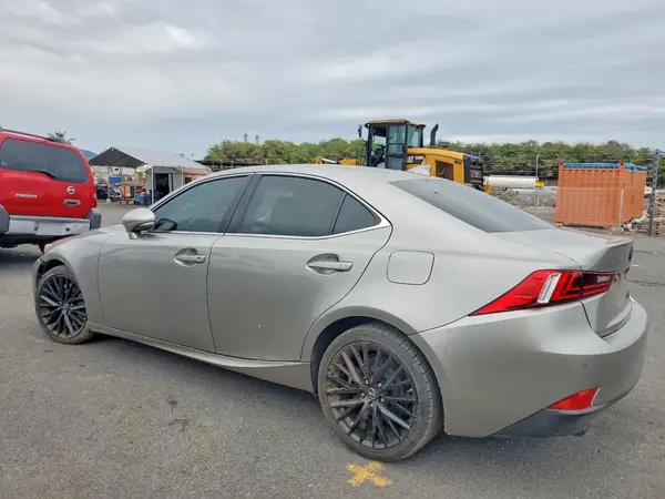 JTHBA1D20G5032126 2016 LEXUS IS - Image 2