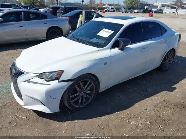 JTHBA1D20G5032689 2016 LEXUS IS - Image 2