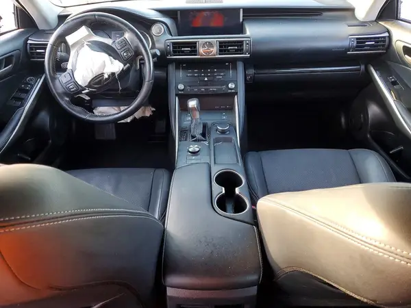 JTHBA1D20H5040809 2017 LEXUS IS - Image 8