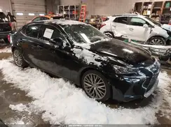 JTHBA1D20H5040986 2017 LEXUS IS