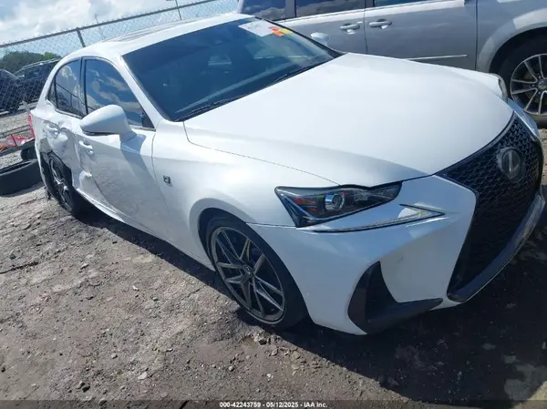 JTHBA1D20H5042222 2017 LEXUS IS - Image 1