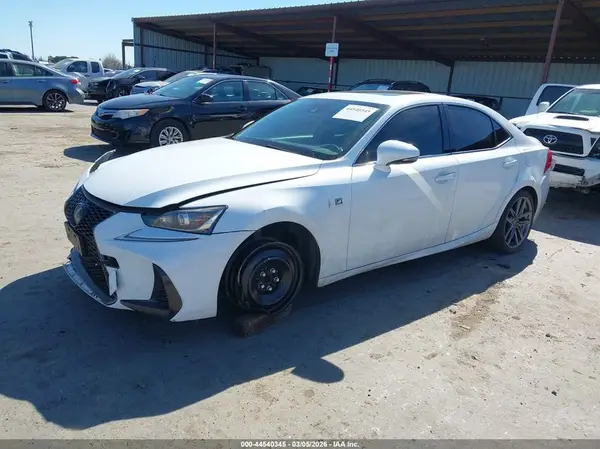 JTHBA1D20H5042575 2017 LEXUS IS - Image 2