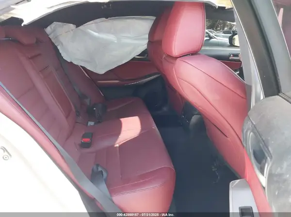 JTHBA1D20H5044973 2017 LEXUS IS - Image 8