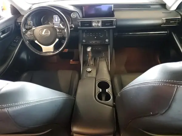 JTHBA1D20H5056427 2017 LEXUS IS - Image 8