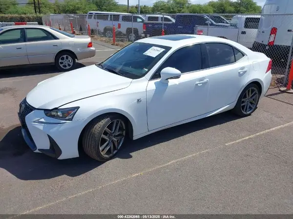 JTHBA1D20H5059585 2017 LEXUS IS - Image 2