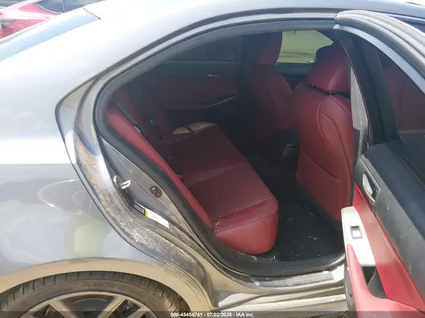 JTHBA1D20J5063657 2018 LEXUS IS - Image 8