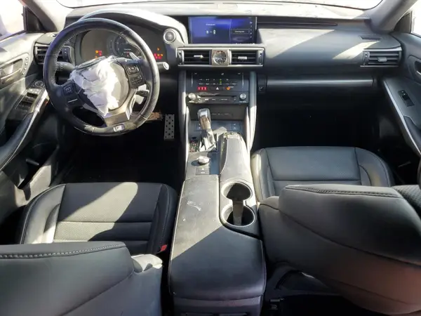 JTHBA1D20J5073234 2018 LEXUS IS - Image 8