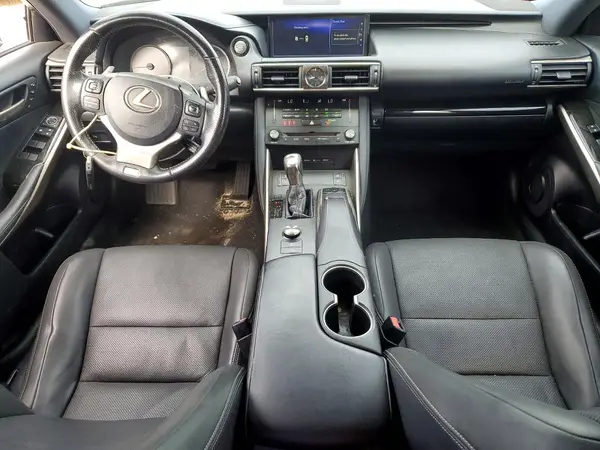 JTHBA1D20J5080586 2018 LEXUS IS - Image 8