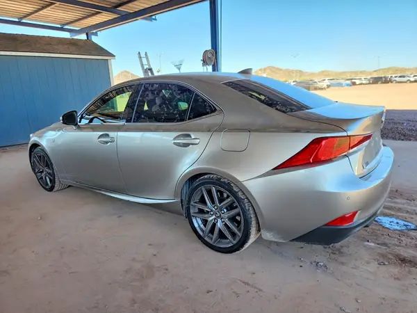 JTHBA1D20J5083584 2018 LEXUS IS - Image 2