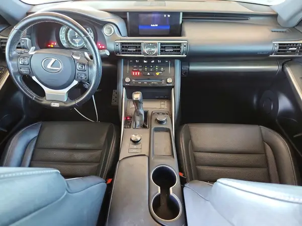JTHBA1D20J5083584 2018 LEXUS IS - Image 8