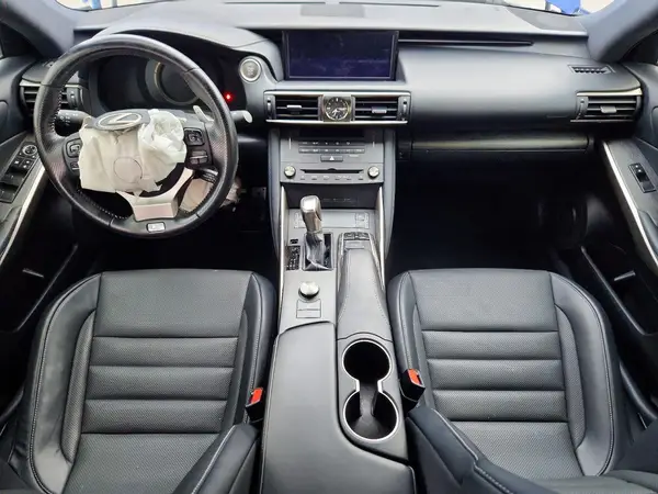 JTHBA1D20K5087670 2019 LEXUS IS - Image 8