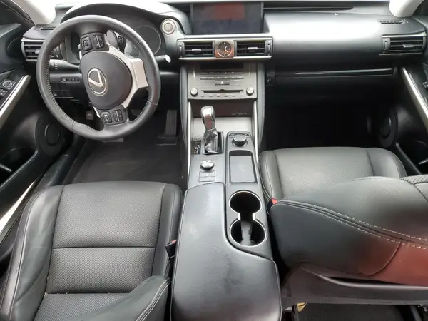 JTHBA1D20K5094330 2019 LEXUS IS - Image 8