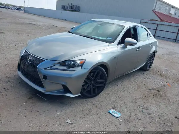 JTHBA1D21G5008451 2016 LEXUS IS - Image 2