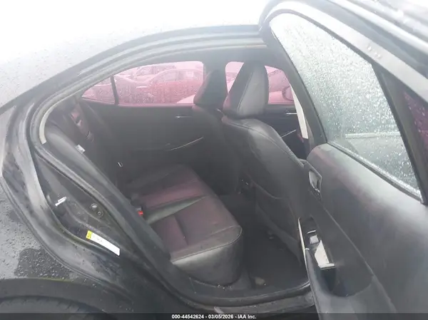 JTHBA1D21G5009129 2016 LEXUS IS - Image 8