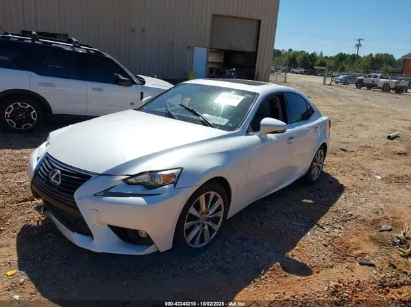 JTHBA1D21G5010362 2016 LEXUS IS - Image 2