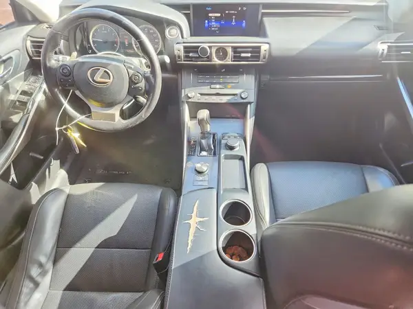 JTHBA1D21G5010393 2016 LEXUS IS - Image 8