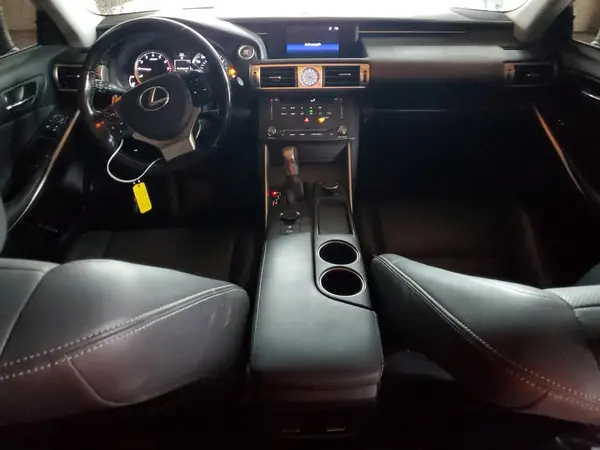 JTHBA1D21G5011396 2016 LEXUS IS - Image 8