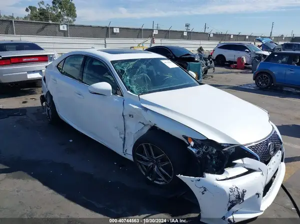 JTHBA1D21G5016274 2016 LEXUS IS - Image 1