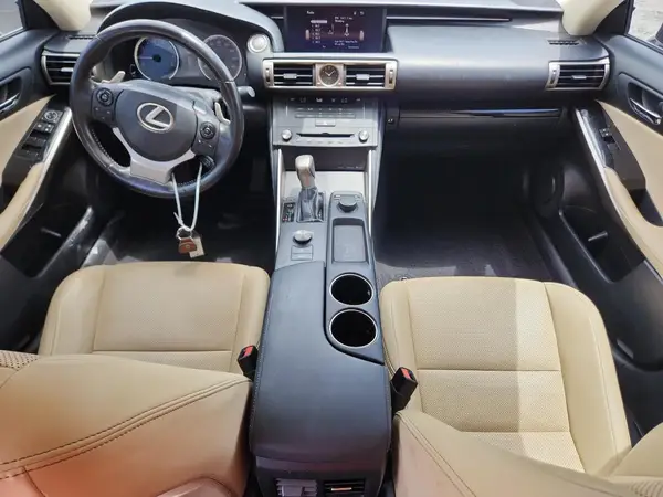 JTHBA1D21G5017585 2016 LEXUS IS - Image 8