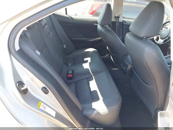 JTHBA1D21G5018526 2016 LEXUS IS - Image 8