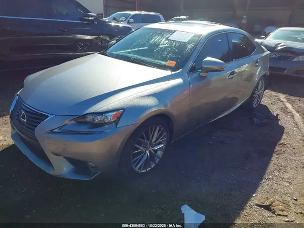 JTHBA1D21G5019210 2016 LEXUS IS - Image 2