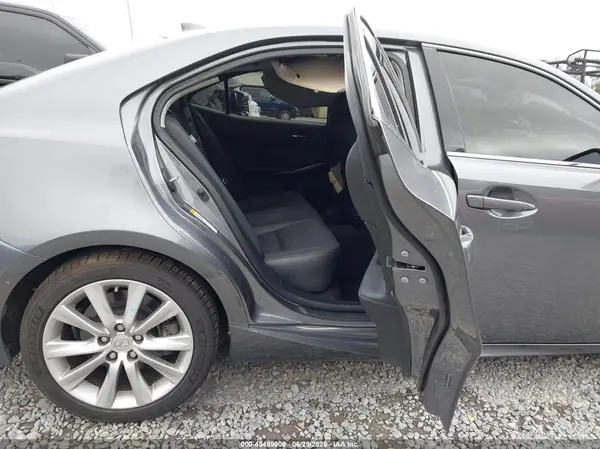 JTHBA1D21G5023497 2016 LEXUS IS - Image 8