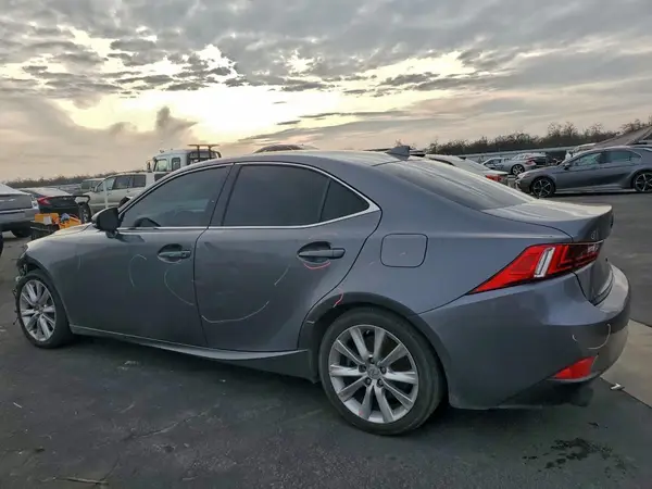 JTHBA1D21G5027338 2016 LEXUS IS - Image 2