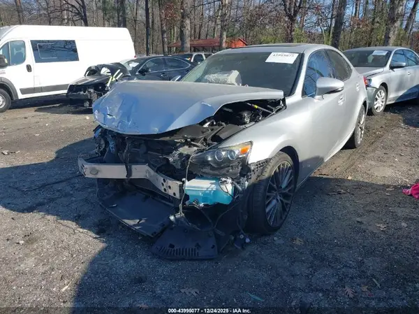 JTHBA1D21G502807 2016 LEXUS IS - Image 2