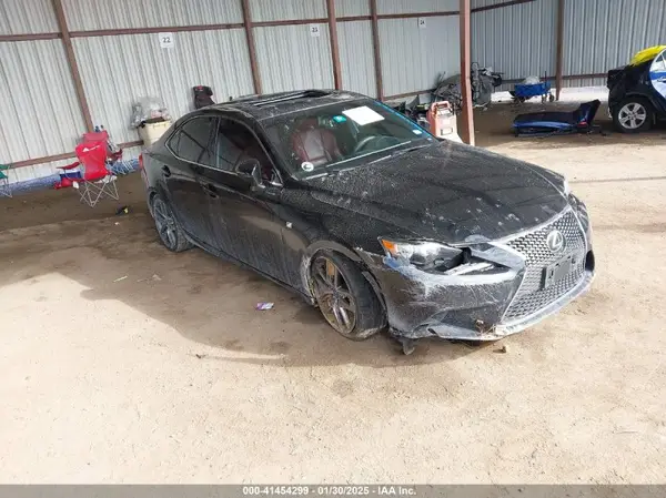 JTHBA1D21G5029915 2016 LEXUS IS - Image 1