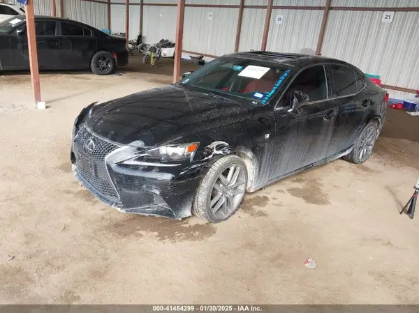 JTHBA1D21G5029915 2016 LEXUS IS - Image 2