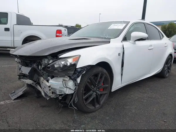 JTHBA1D21G5030661 2016 LEXUS IS - Image 2