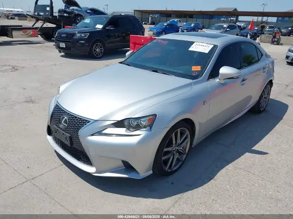 JTHBA1D21G5030756 2016 LEXUS IS - Image 2