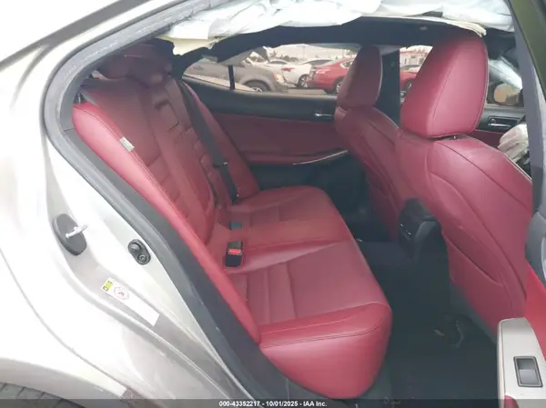 JTHBA1D21G5032314 2016 LEXUS IS - Image 8
