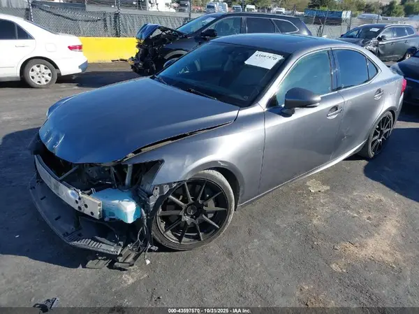 JTHBA1D21G5036878 2016 LEXUS IS - Image 2