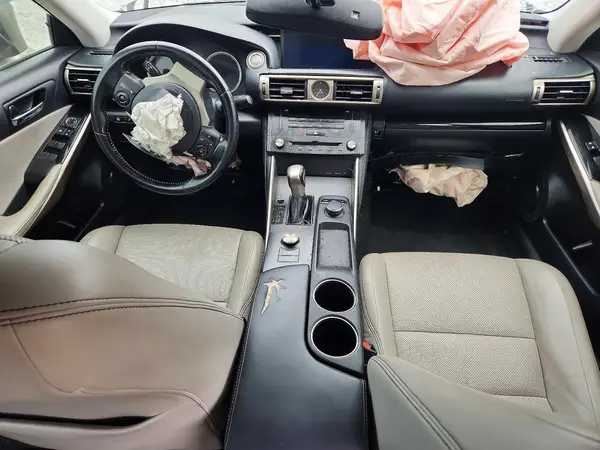 JTHBA1D21G5037576 2016 LEXUS IS - Image 8