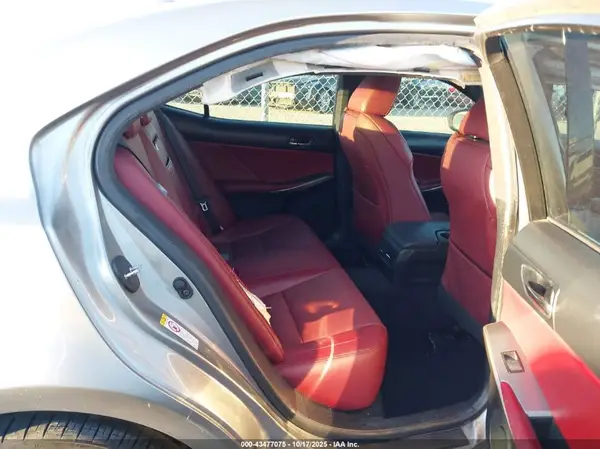 JTHBA1D21G5038520 2016 LEXUS IS - Image 8