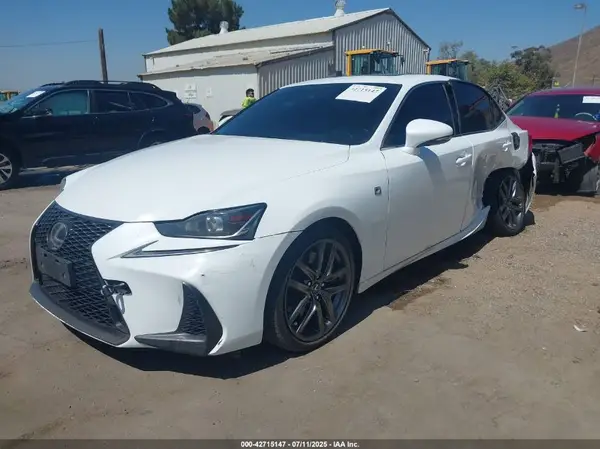 JTHBA1D21H5040446 2017 LEXUS IS - Image 2