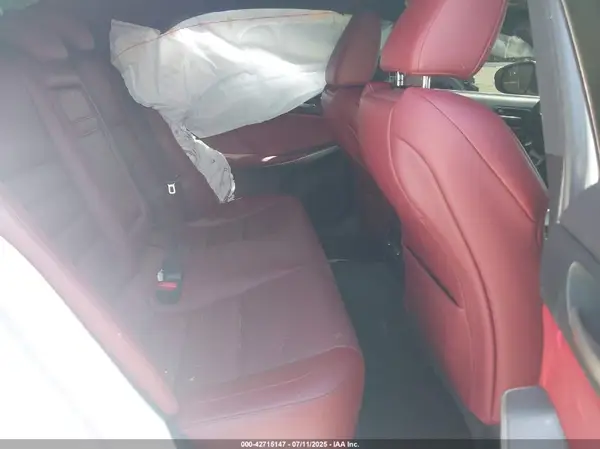 JTHBA1D21H5040446 2017 LEXUS IS - Image 8