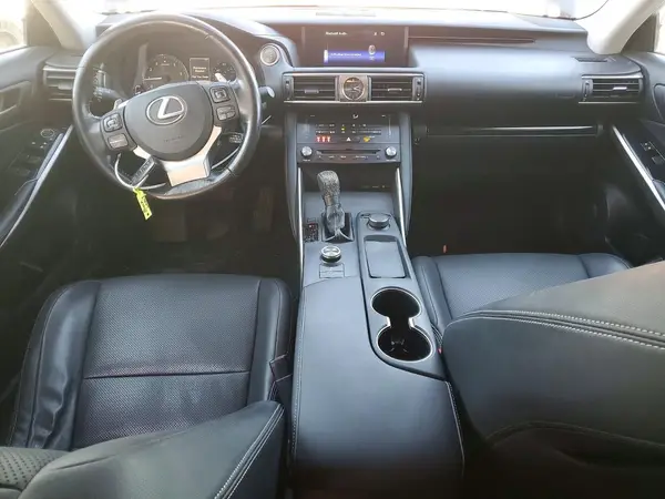 JTHBA1D21H5041239 2017 LEXUS IS - Image 8