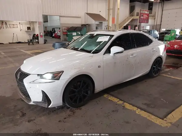 JTHBA1D21H5042665 2017 LEXUS IS - Image 2