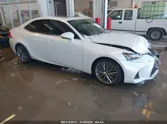 JTHBA1D21H5048059 2017 LEXUS IS