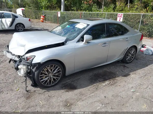 JTHBA1D21H5055593 2017 LEXUS IS - Image 2