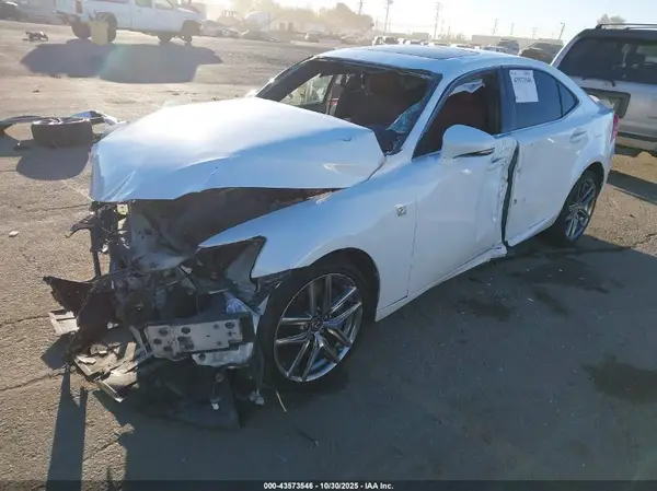 JTHBA1D21J5066874 2018 LEXUS IS - Image 2
