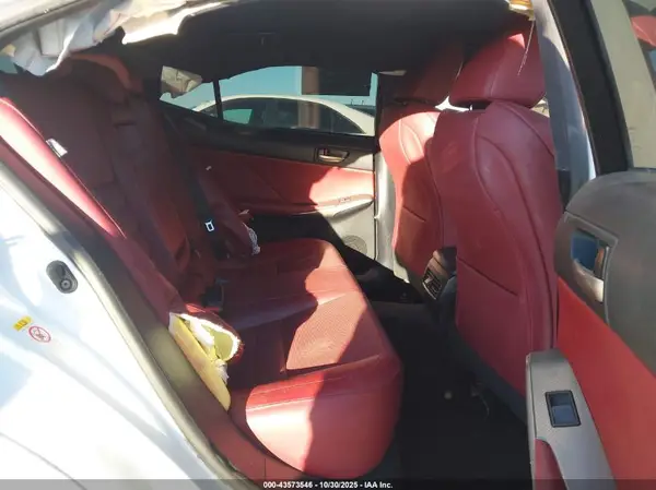 JTHBA1D21J5066874 2018 LEXUS IS - Image 8