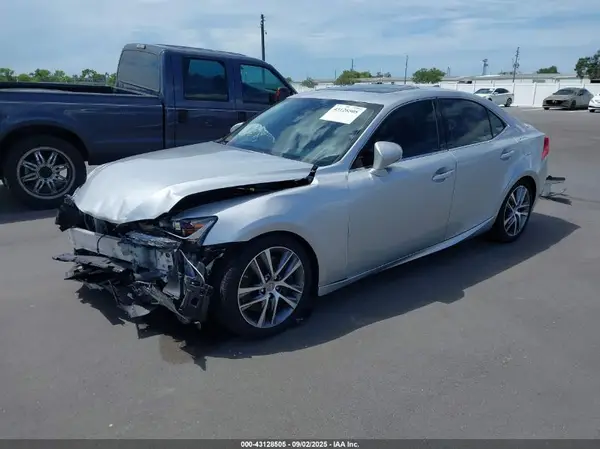 JTHBA1D21J5068737 2018 LEXUS IS - Image 2
