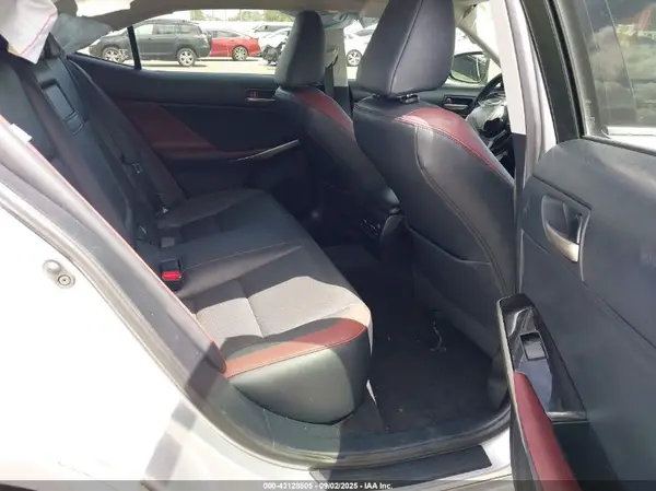 JTHBA1D21J5068737 2018 LEXUS IS - Image 8
